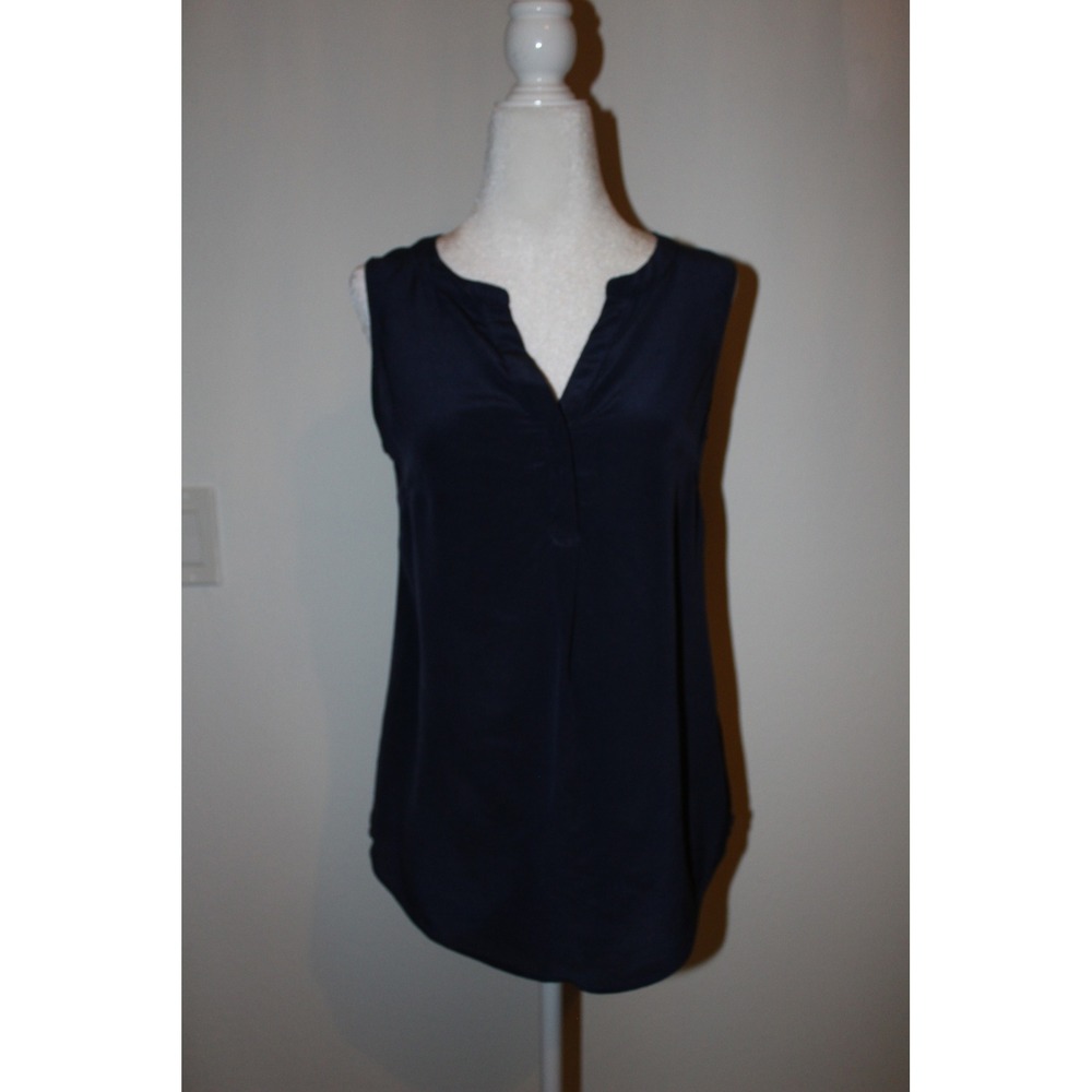 Lilly Pulitzer Navy Blue‎ 100% Silk Sleeveless Split Neck Blouse Top XS